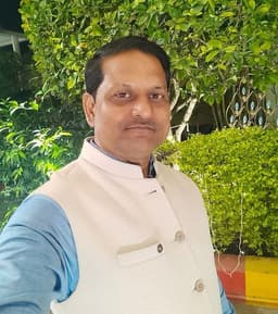 Shri Vijay Singh